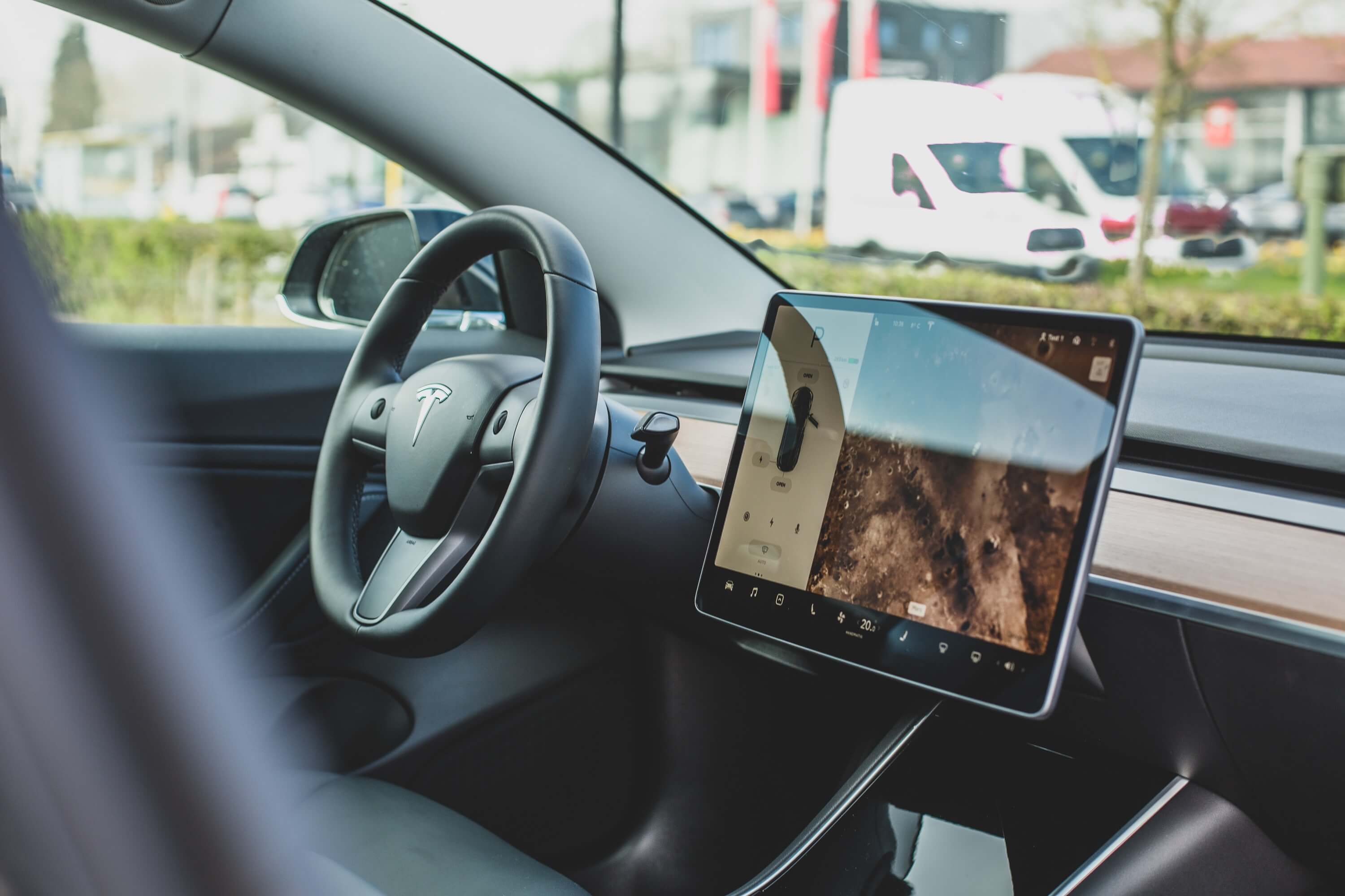 THE AUTOMOTIVE INDUSTRY INVESTS IN CYBER SECURITY